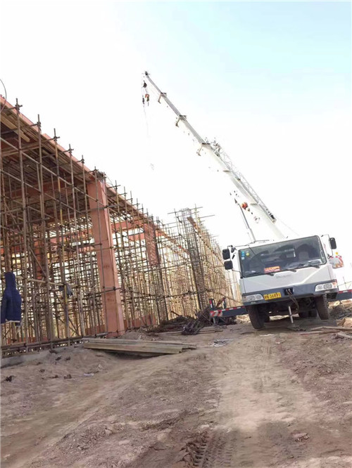 芒市吊车作业的安全注意事项有哪些？