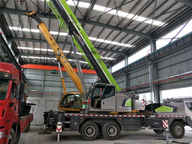 芒市高空车出租需要注意哪些安全事项？